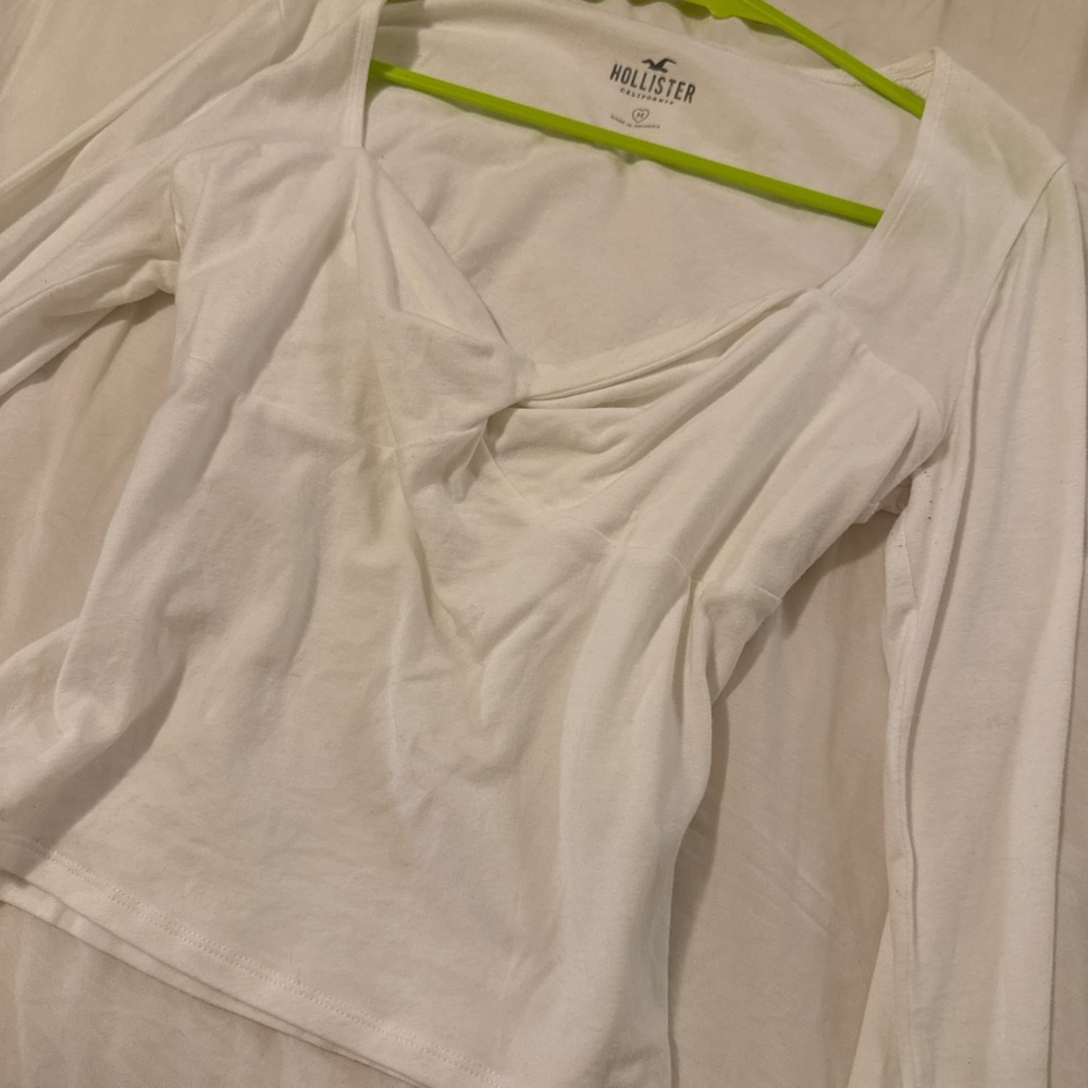 SOLD-Hollister Women's White Long Sleeve Blouse